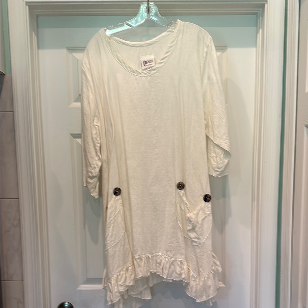 Heart’s Desire Linen Dress 3/4 length sleeves in Ivory Size M
